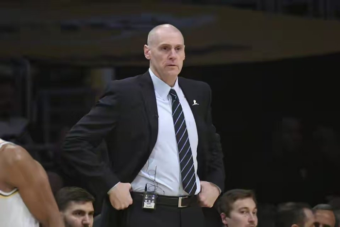 字母哥狂暴数据难救主 步行者陷13连败深渊