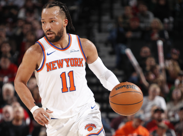 布伦森砍32分助尼克斯力克鹈鹕 30+场次逼近安东