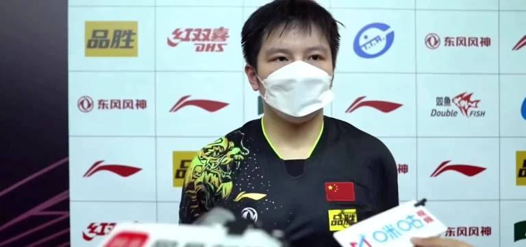 莎头组合默契十足庆祝动作复刻巴黎混双辉煌