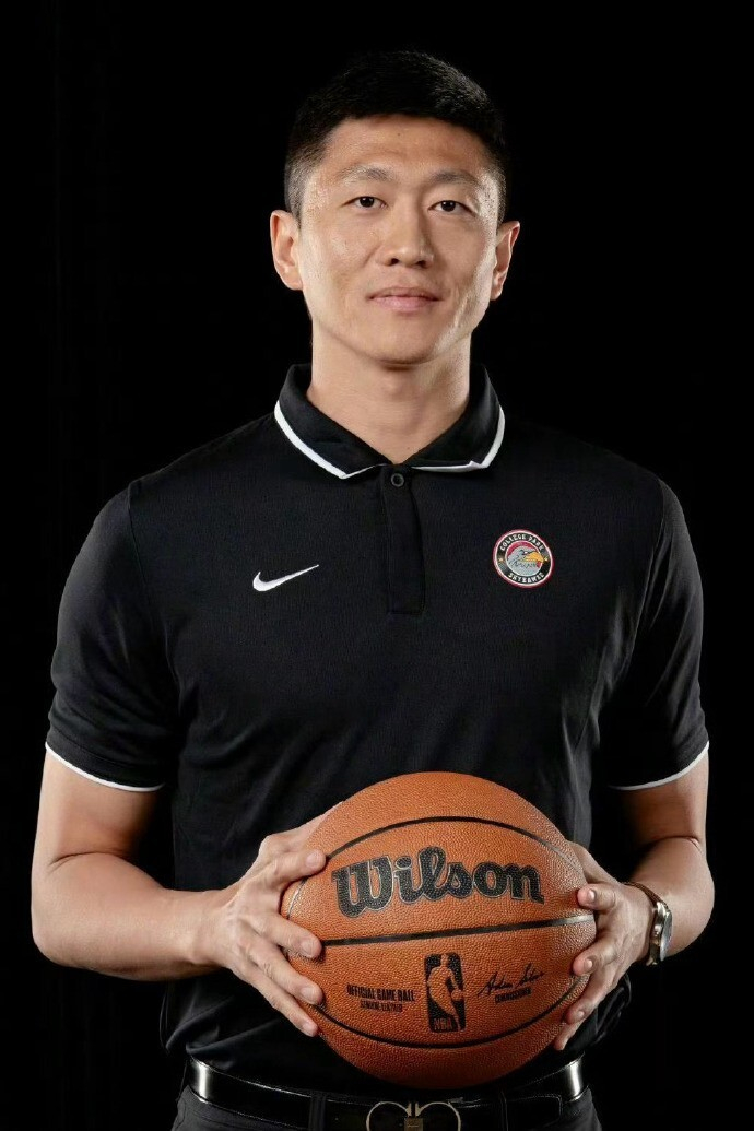 清华学霸李昂执掌吉林男篮帅印 数学思维助力篮